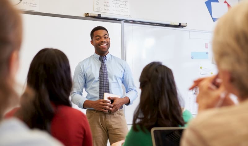 Instructor teaching students